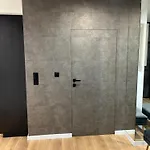 Apartment Premium With Garage & Smart Lock Center *