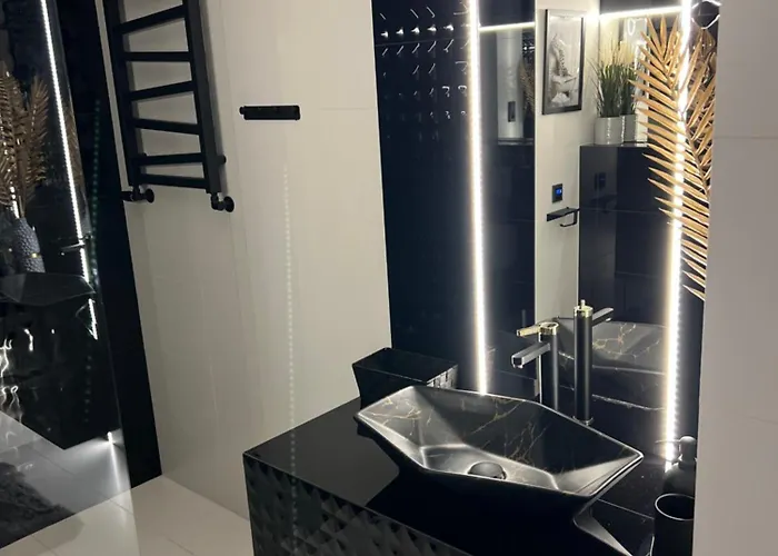 Premium With Garage & Smart Lock Center *